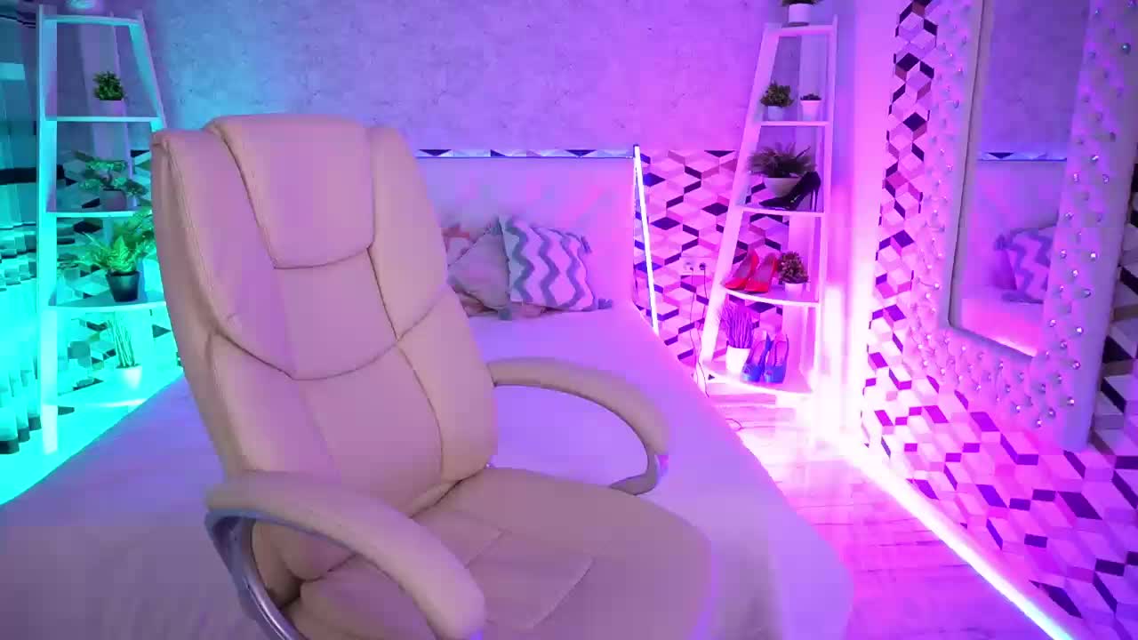 AmellyWhite Adult Chat May 28, 2026