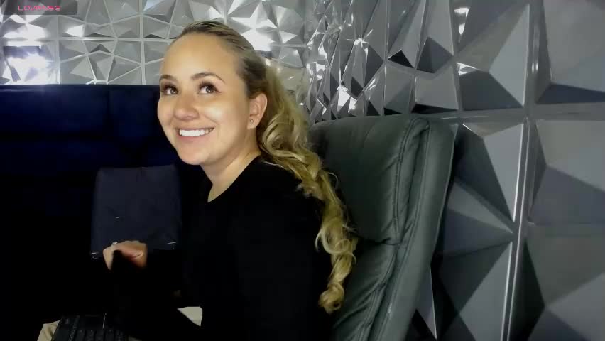 angel_white25 Adult Chat May 28, 2026