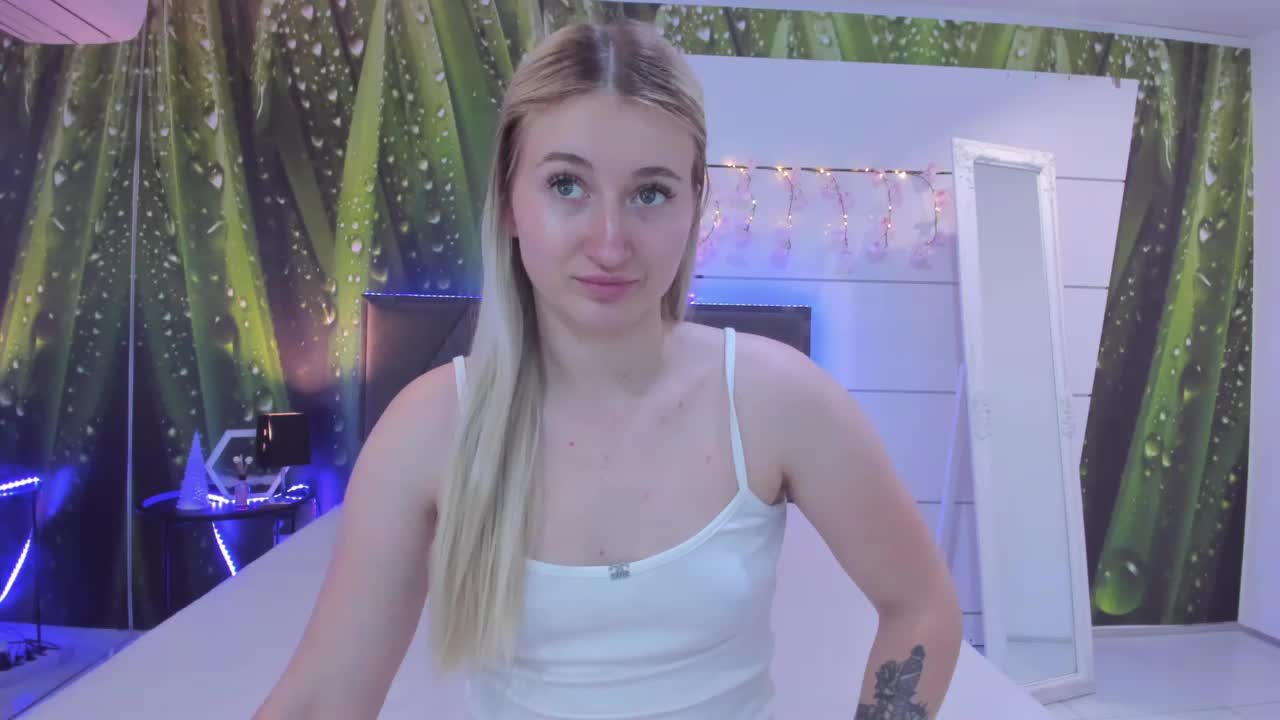 HollyTaillor Adult Chat May 28, 2026