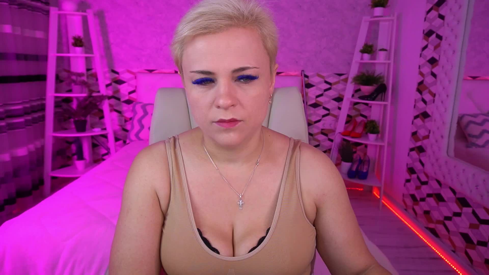 CrystalVibe Adult Chat May 28, 2026