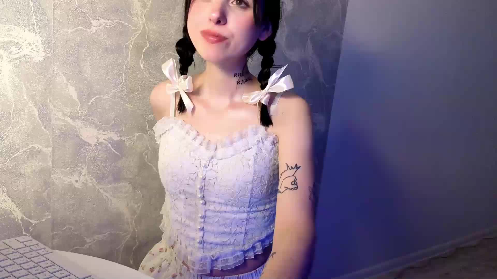 Lola-Aura Adult Chat May 28, 2026