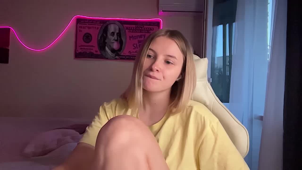 VictoriaMist Adult Chat May 29, 2026