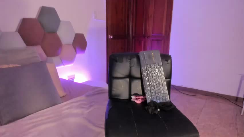 anniebluee_ Adult Chat May 29, 2026