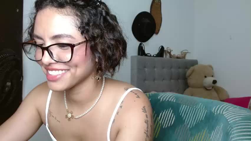sexy_lia_latina Adult Chat May 29, 2026