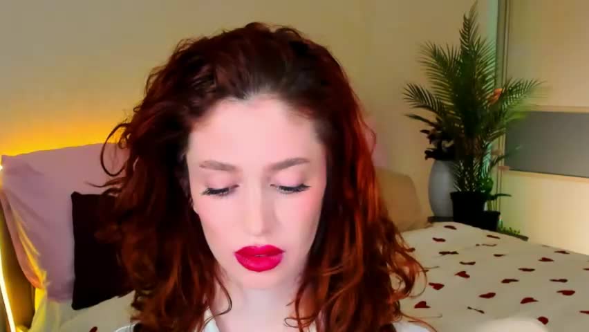 christinaconteeree Adult Chat May 30, 2026