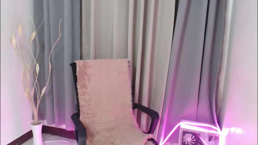 sexy_ashly24 Adult Chat May 31, 2026