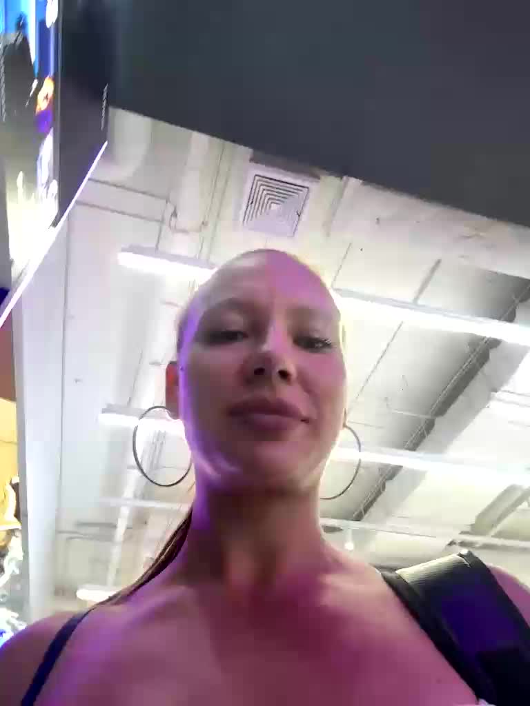 Linnea-67 Adult Chat June 1, 2026