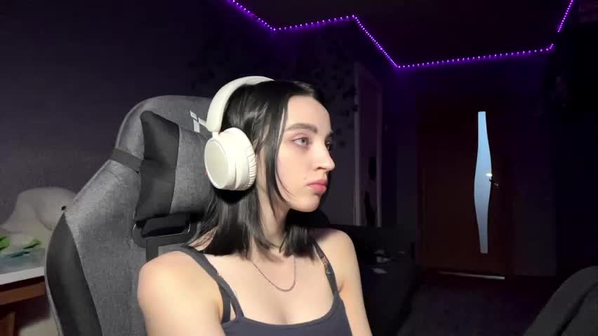 elinorashfield Adult Chat May 31, 2026