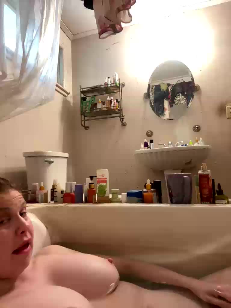 JulietteLatte81 Adult Chat June 1, 2026