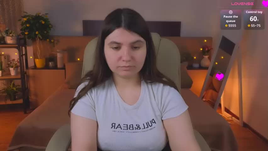viola__shy Adult Chat June 1, 2026