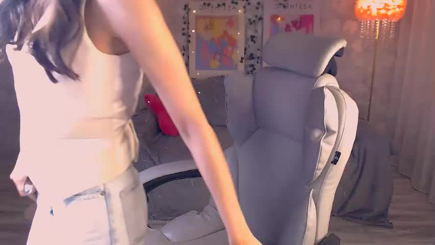 nicolemerz Adult Chat June 1, 2026