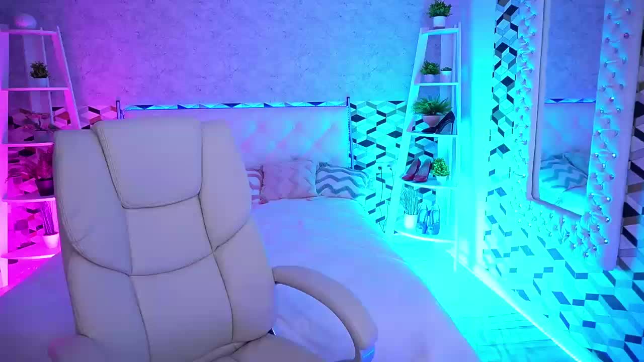 AmellyWhite Adult Chat June 1, 2026