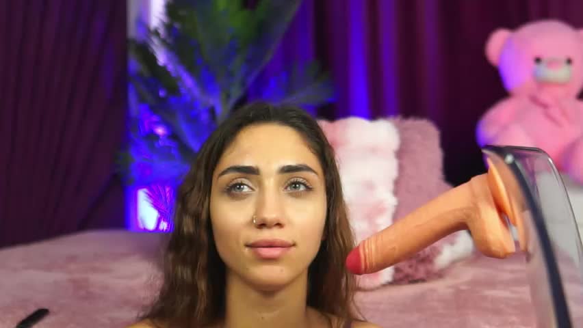 islucycherry Adult Chat June 1, 2026