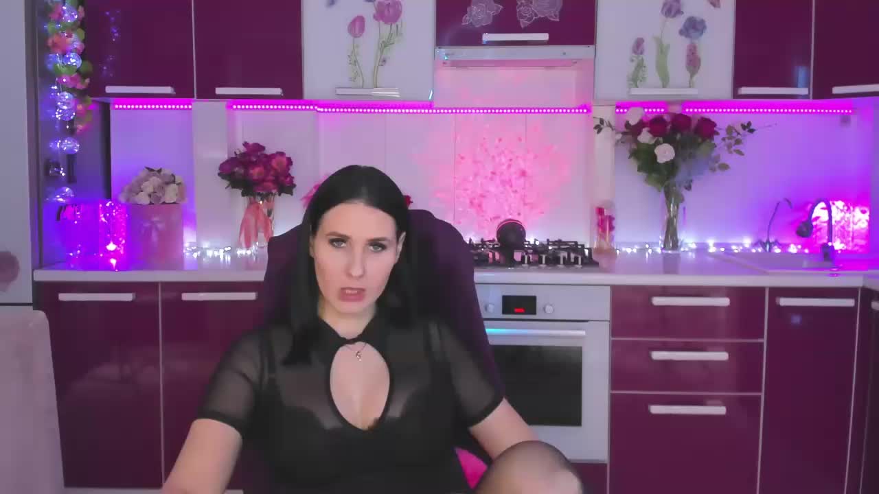 Olivija2020 Adult Chat June 1, 2026