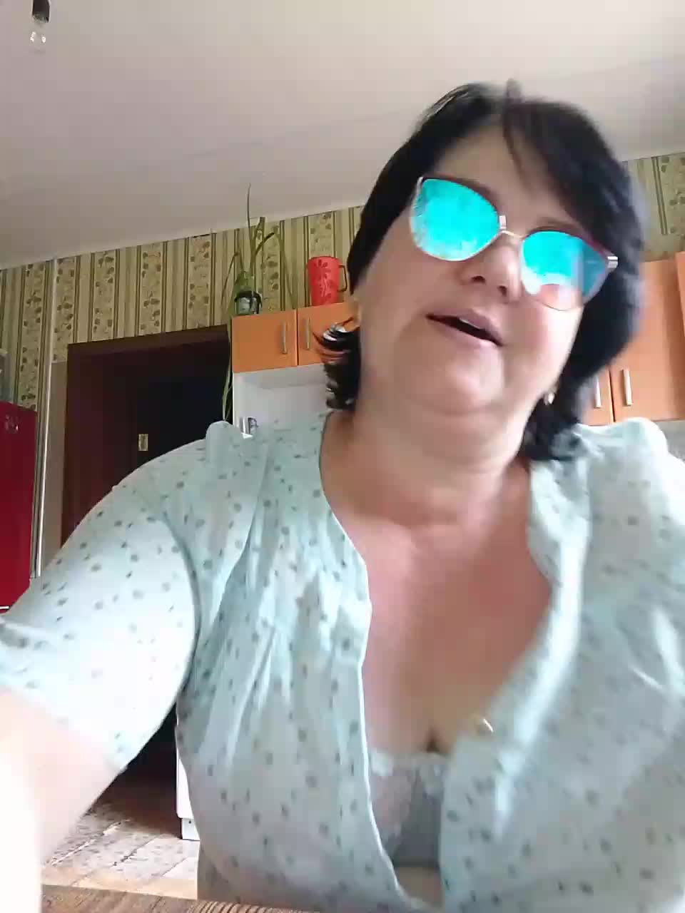 Tanya19722 Adult Chat June 1, 2026
