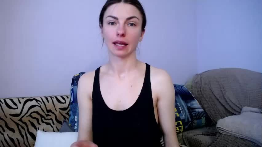 angel_zoe77 Adult Chat June 1, 2026