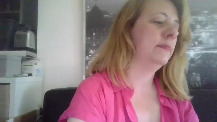 foxluisa Adult Chat June 1, 2026