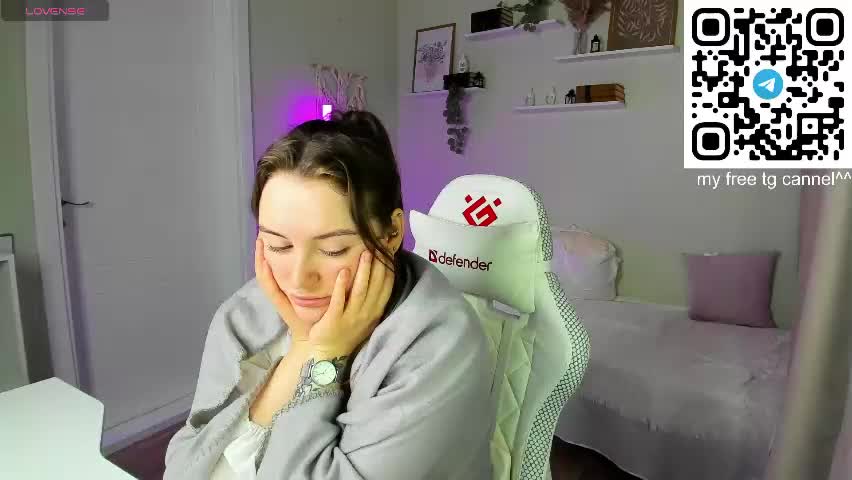 lauraa_collins Adult Chat June 1, 2026