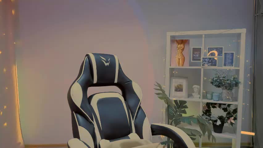 elenamonroe_ Adult Chat June 1, 2026