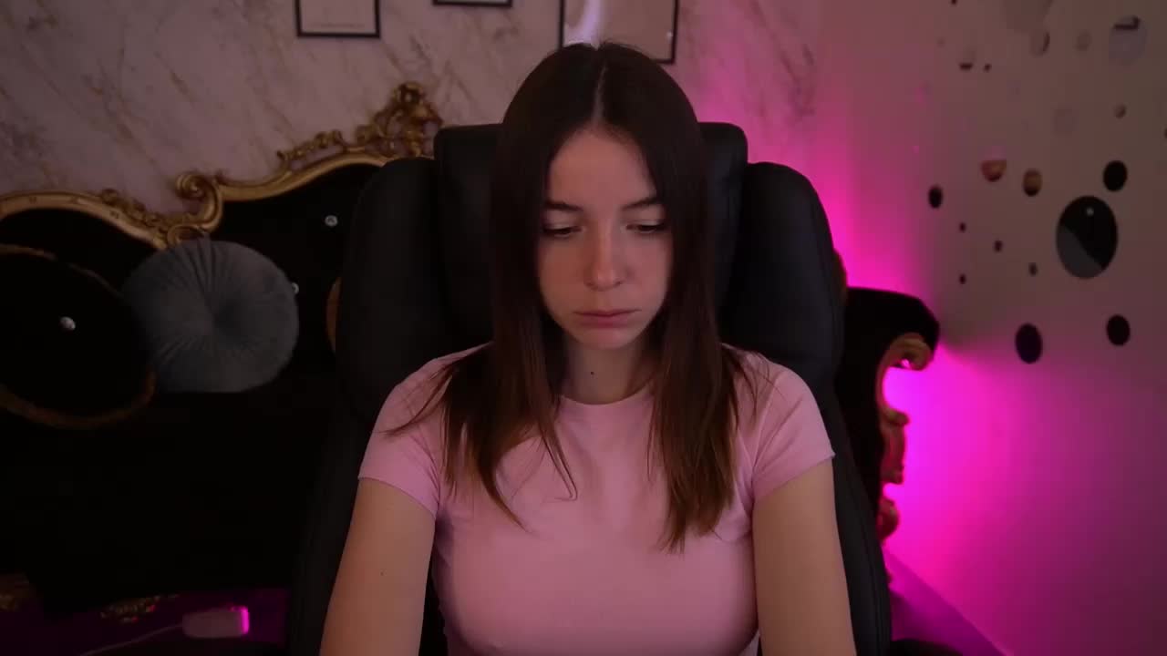 BabeDollie Adult Chat June 1, 2026