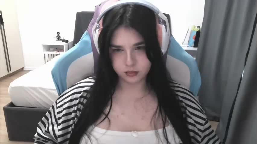 julianesanzo Adult Chat June 2, 2026