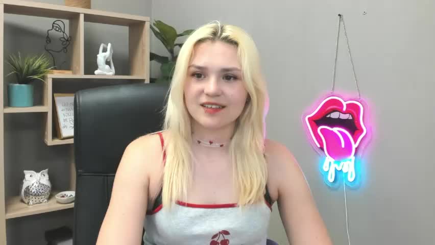 lilysweetxo Adult Chat June 2, 2026
