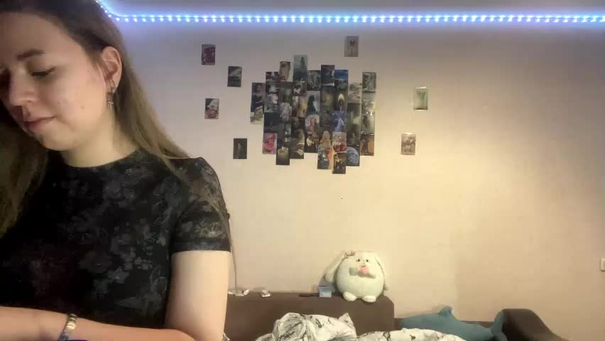 eloiscolins Adult Chat June 2, 2026