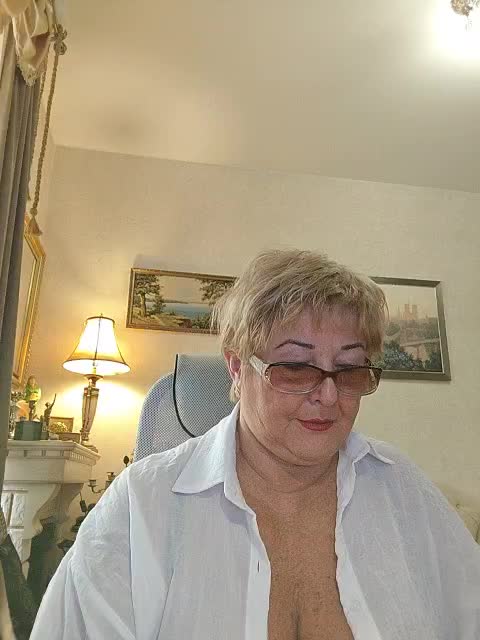 KarinkaSweet Adult Chat June 2, 2026
