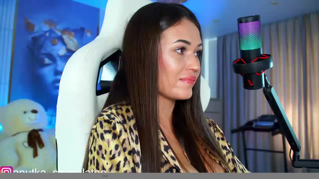 Anutka-chocolatee Adult Chat June 2, 2026