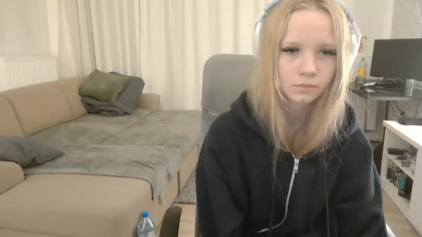 deeannnye Adult Chat June 2, 2026