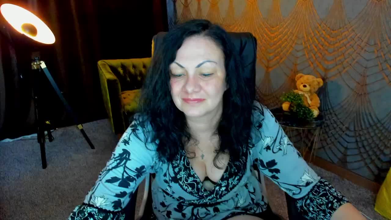 IrissMoon Adult Chat June 3, 2026