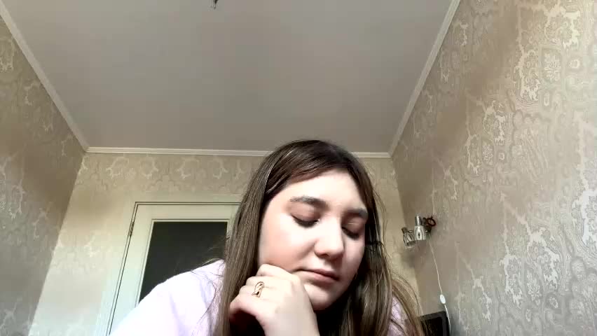 zeniabrossoit Adult Chat June 2, 2026