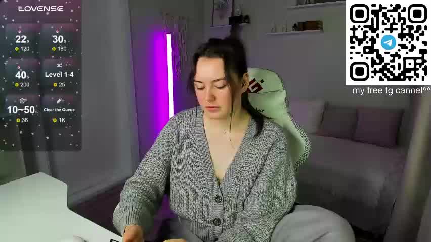 lauraa_collins Adult Chat June 2, 2026