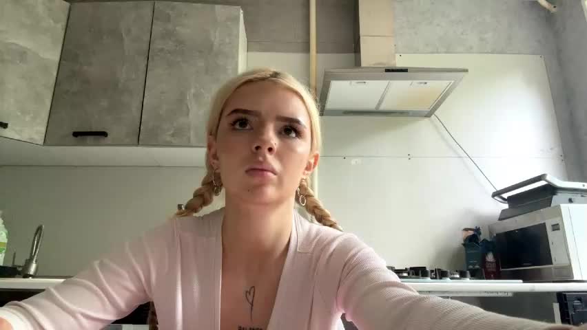 francoisebardeen Adult Chat June 3, 2026