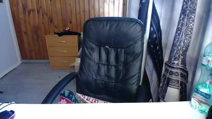 xxxnewlywedsxxx Adult Chat June 3, 2026