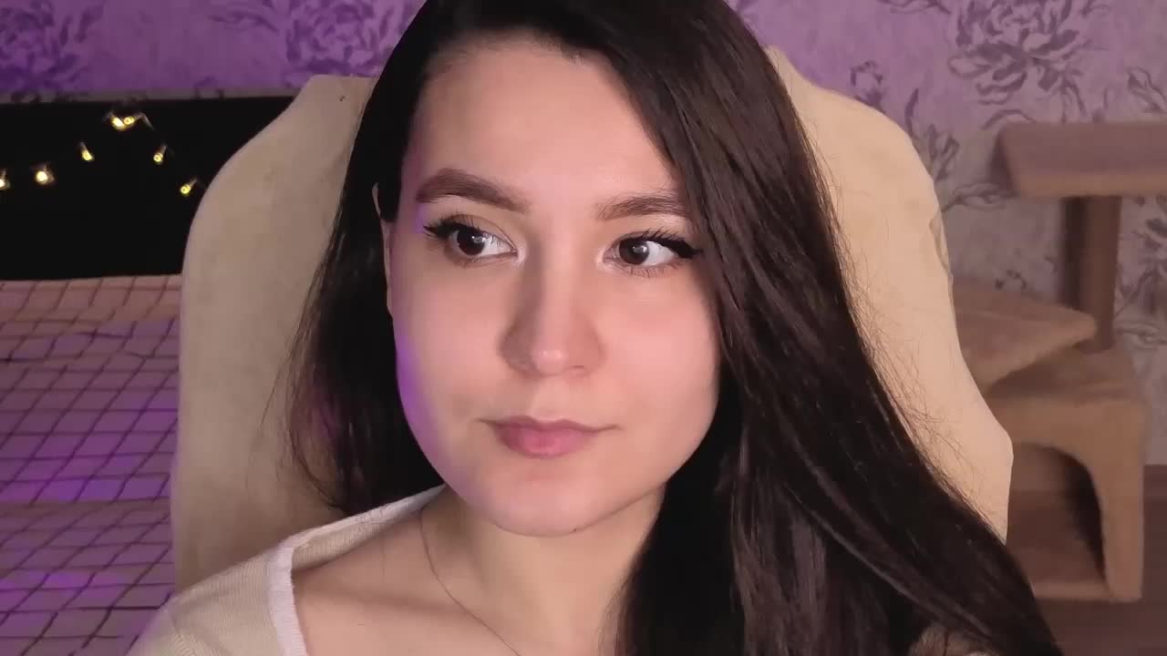 annie-fleur Adult Chat June 3, 2026