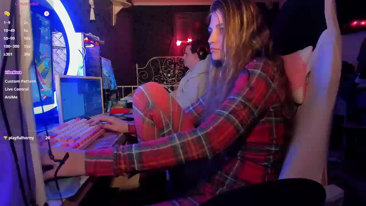 FukinHotCouple Adult Chat June 3, 2026