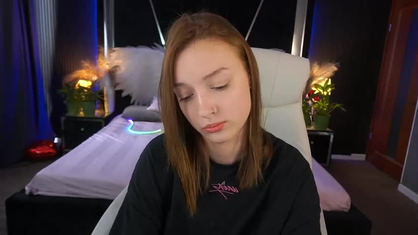 foxymayy Adult Chat June 4, 2026