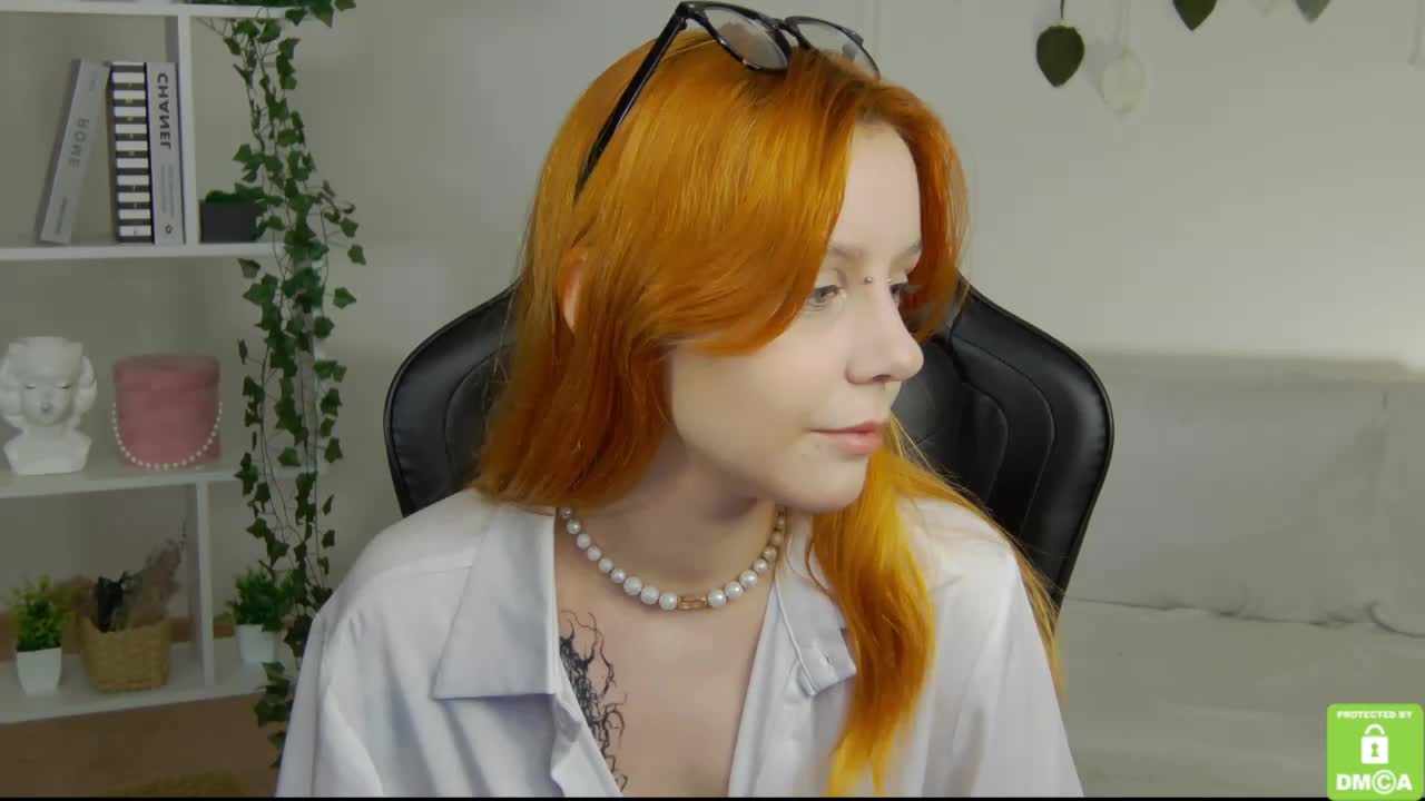 Rachel-lips Adult Chat June 4, 2026