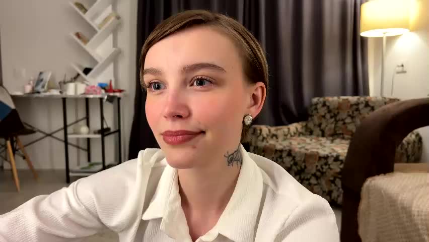 lolaatatee Adult Chat June 3, 2026