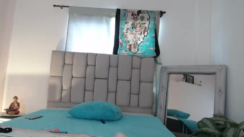 lily_rose0 Adult Chat June 3, 2026