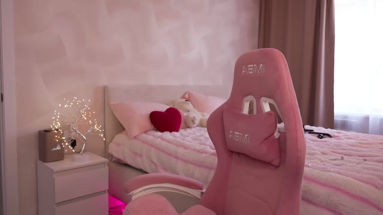 MilaLuxury Adult Chat June 3, 2026