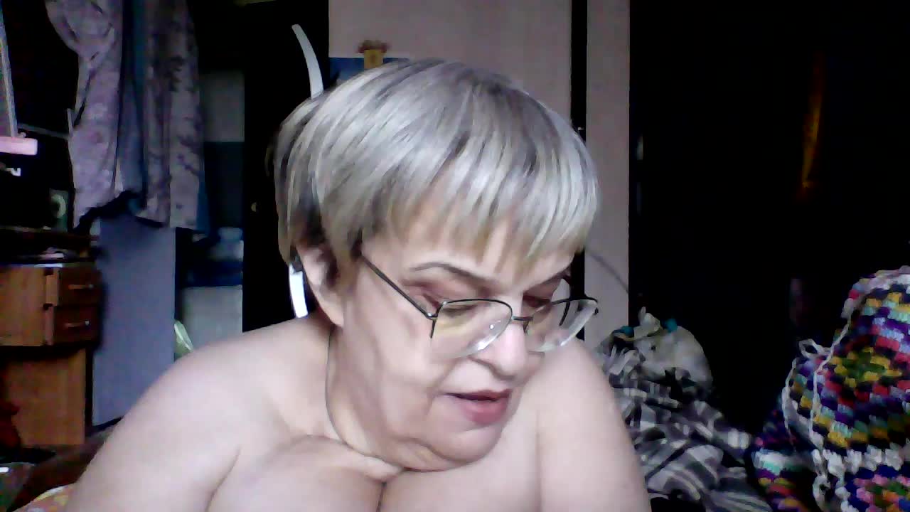LLIyJluk Adult Chat June 4, 2026