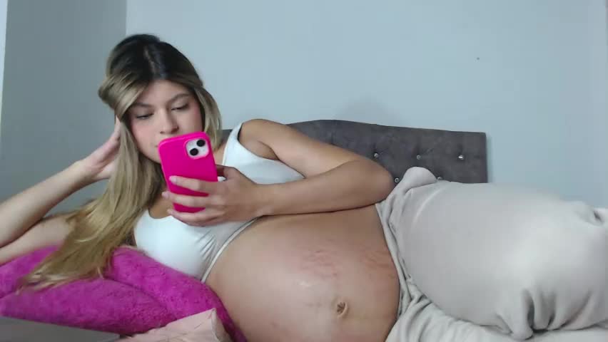 alessandrabloom Adult Chat June 4, 2026