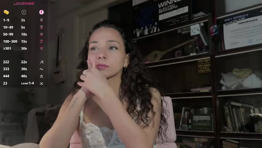 roxieflexie Adult Chat June 3, 2026