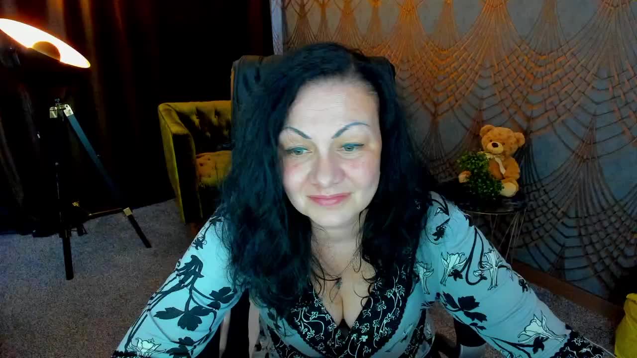 IrissMoon Adult Chat June 4, 2026