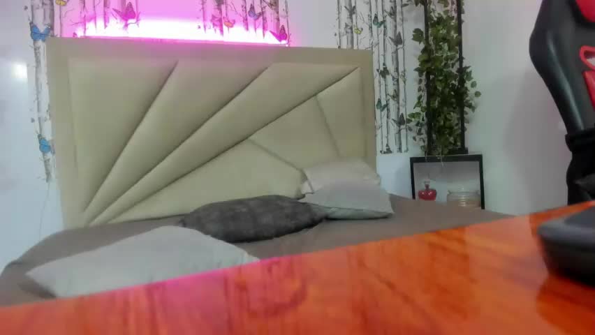 adhara_angelss Adult Chat June 4, 2026