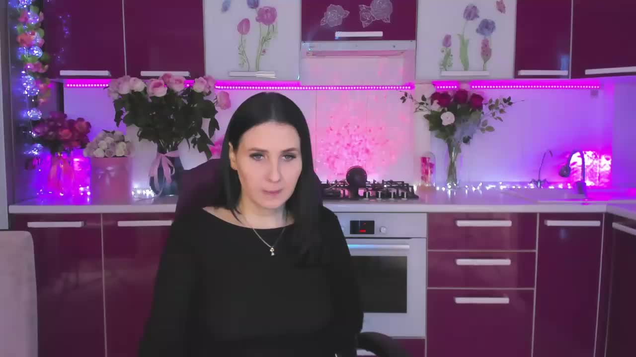 Olivija2020 Adult Chat June 4, 2026