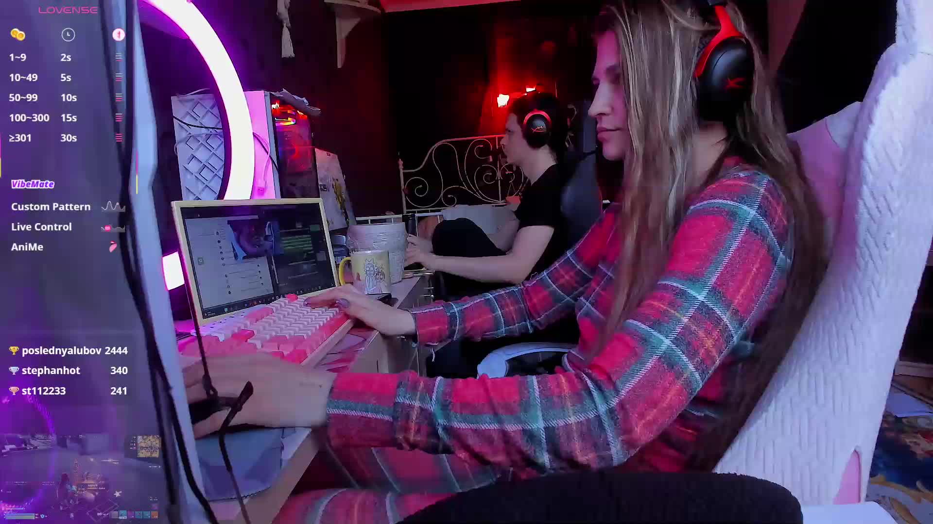 FukinHotCouple Adult Chat June 4, 2026