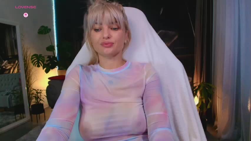 aliessia Adult Chat June 4, 2026